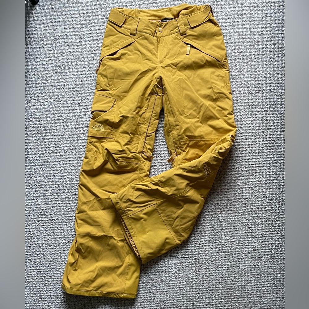 ❌SOLD! North Face Freedom Insulted Pants- Short
